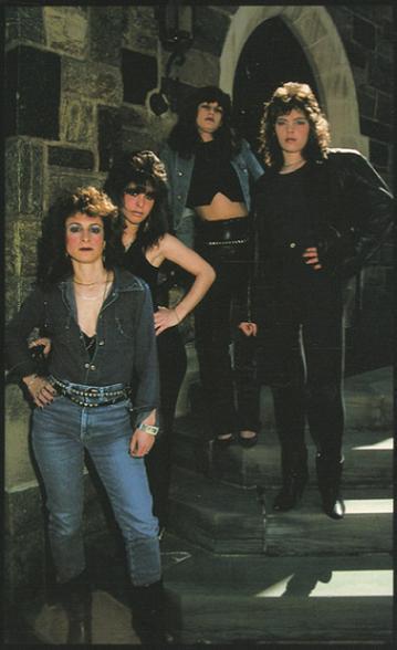 Diamond Claw - No Hate In Paradise (EP)