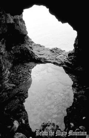 Warg - Below The Misty Mountain (Demo)