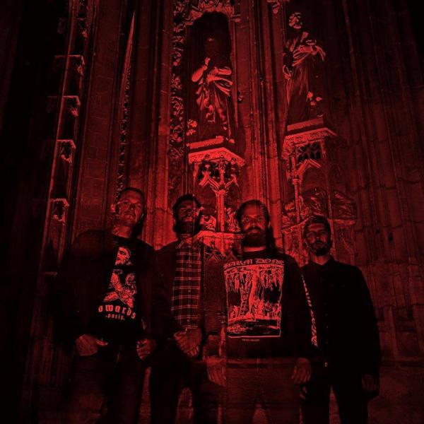 Pilori - À Nos Morts